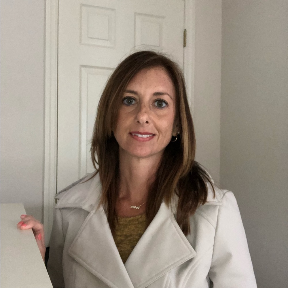 Meet your Posher, Simone